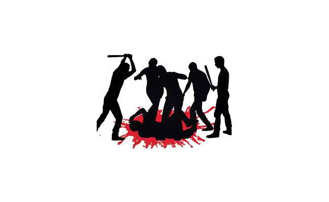 అర్ధరాత్రి ఒంటరిగా వెళ్తున్నారా ?  తస్మాత్​ జాగ్రత్త..