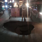 హైటెక్​సిటీలో కుంగిన రోడ్డు… తప్పిన పెను ప్రమాదం