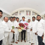 శేరిలింగంపల్లి బీఆర్​ఎస్​ ఇంచార్జ్​ రేసులో గచ్చిబౌలి మాజీ కార్పొరేటర్​.. కేటీఆర్​ను కలిసింది అందుకేనా..